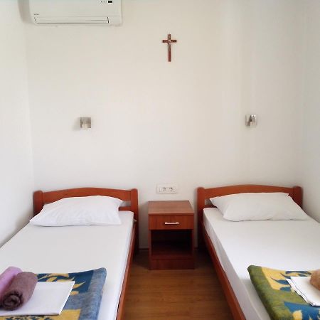 Hotel Pansion Crnjac Međugorje Exterior foto