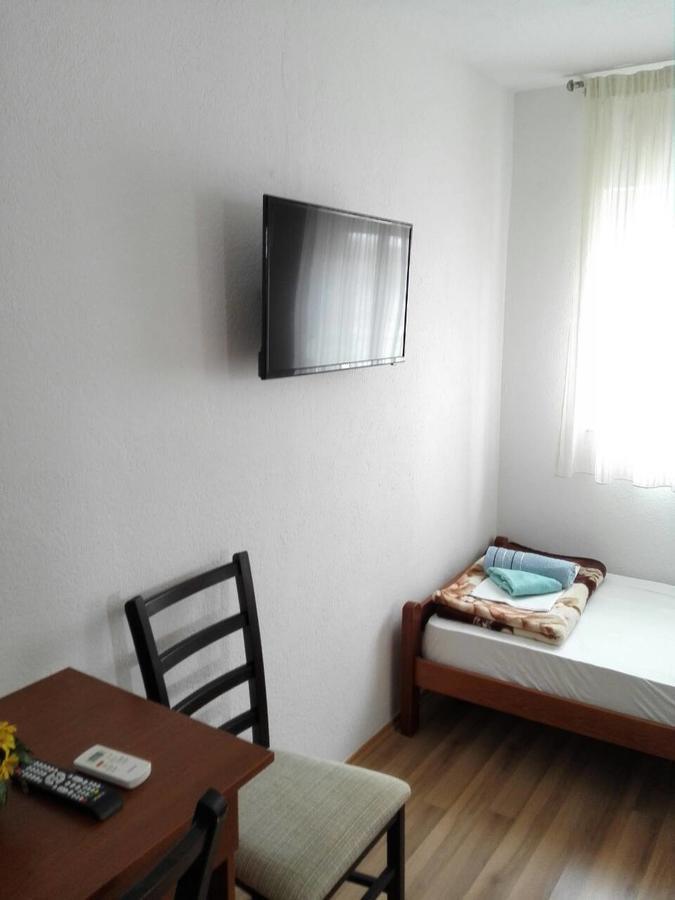 Hotel Pansion Crnjac Međugorje Exterior foto