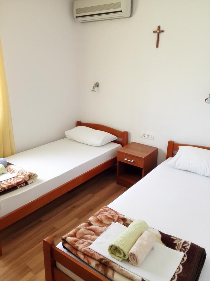 Hotel Pansion Crnjac Međugorje Exterior foto
