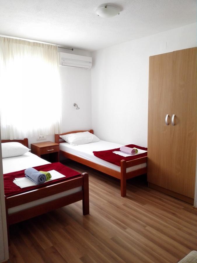 Hotel Pansion Crnjac Međugorje Exterior foto