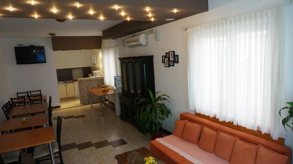 Hotel Pansion Crnjac Međugorje Exterior foto